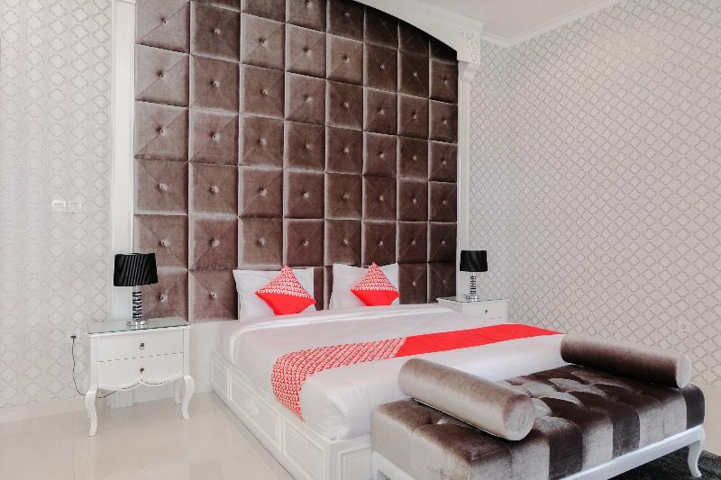 Oyo 1110 Ijen Butik House 2* Malang